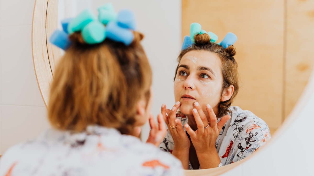 5 Reasons You Can't Keep Up With Your Skincare Routine