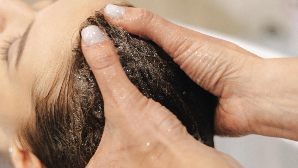 5 Natural Ways You Can Encourage Hair Growth
